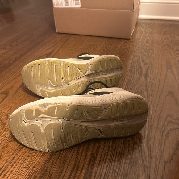 Brooks Ghost Max Sneakers - Picture 6 of 7